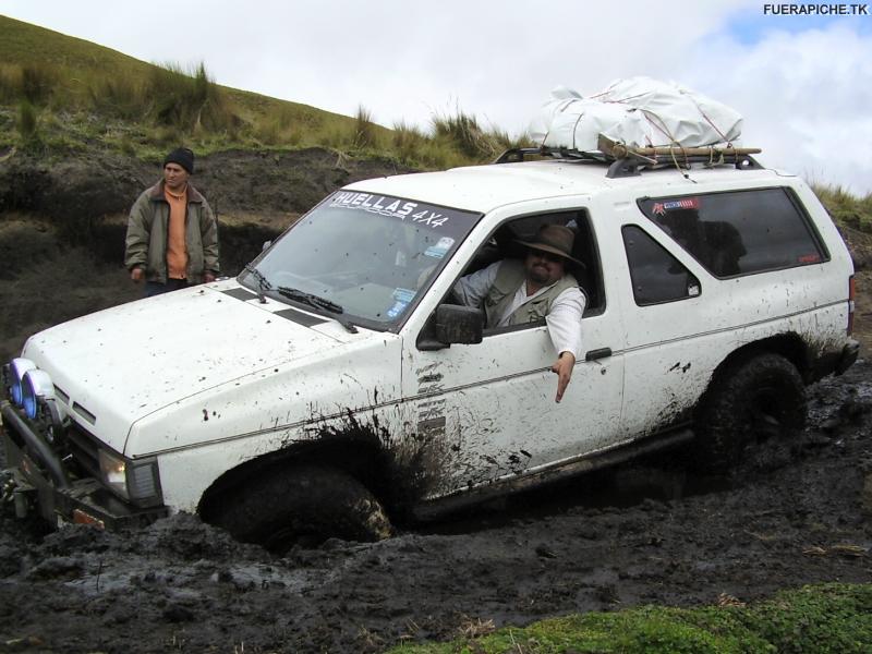 Nissan Pathfinder 3 puertas 4x4