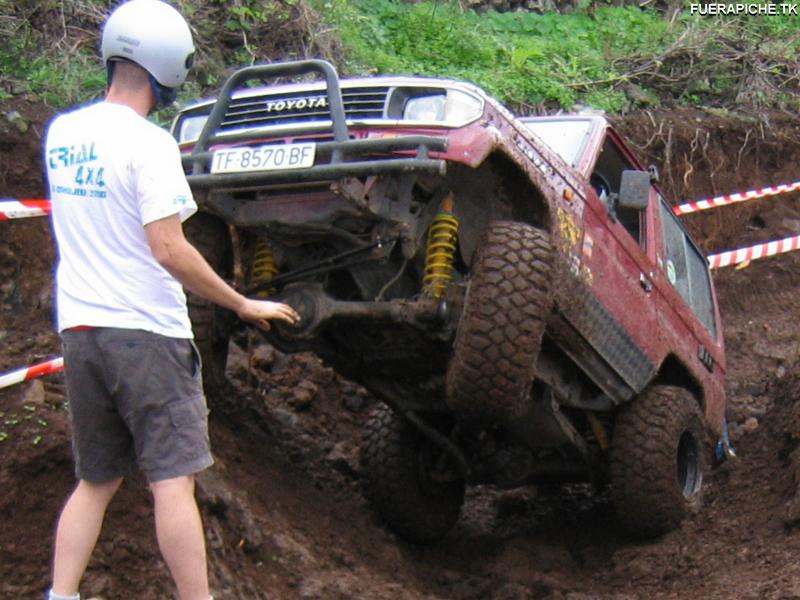 Toyota Land Cruiser trial 4x4