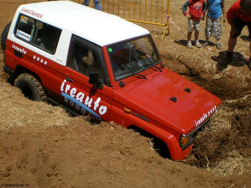 Toyota Land Cruiser trial 4x4