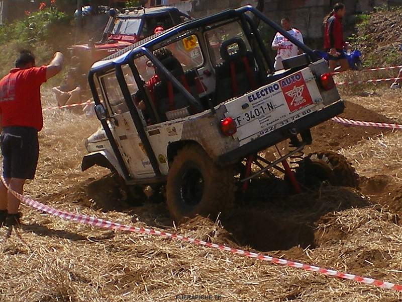 Toyota Land Cruiser BJ40 trial 4x4