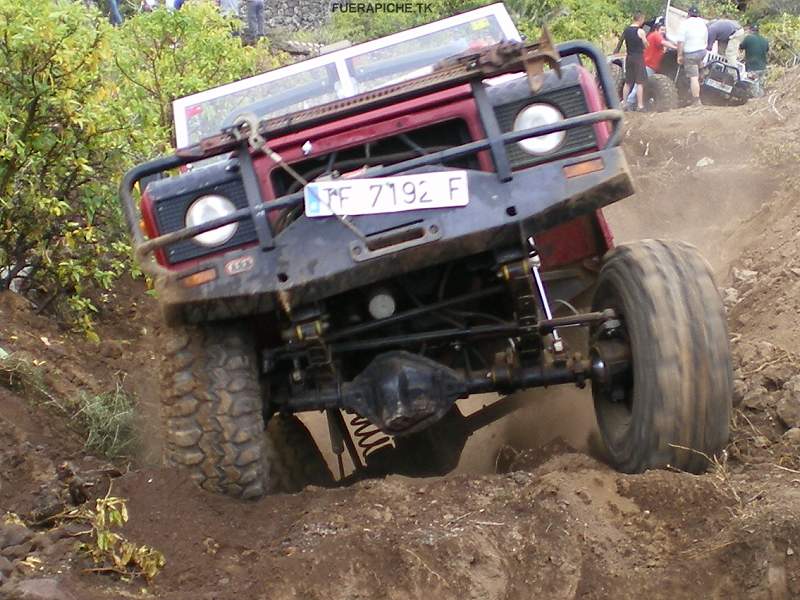 Land Rover V8 trial 4x4