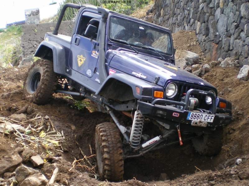 Jeep Wrangler trial 4x4