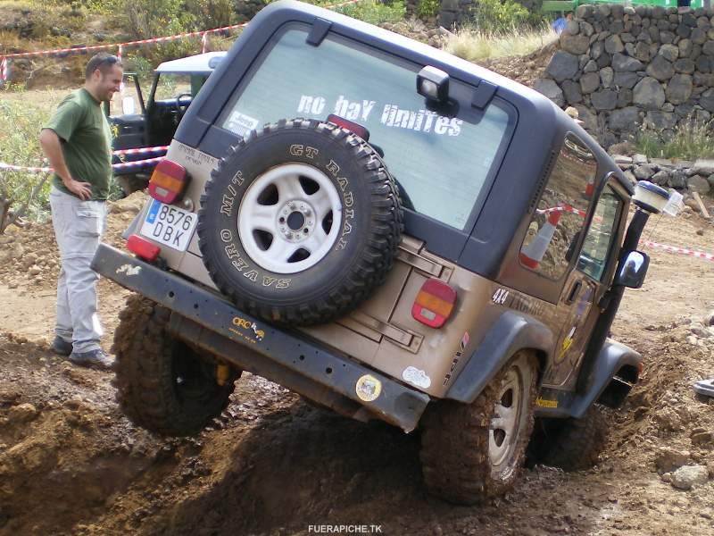 Jeep Wrangler trial 4x4