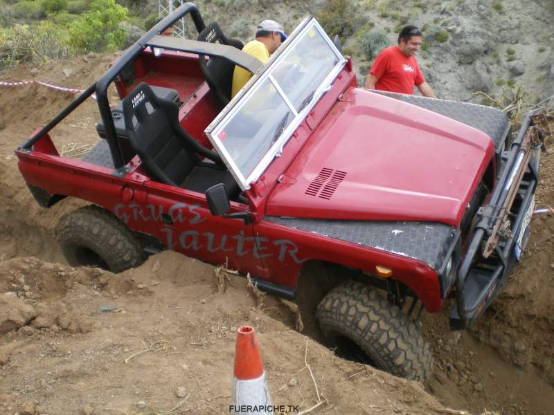 Land Rover V8 trial 4x4