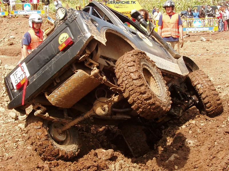 Suzuki Samurai trial 4x4