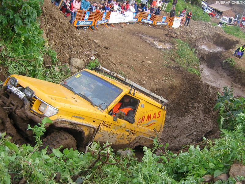 Toyota Land Cruiser trial 4x4