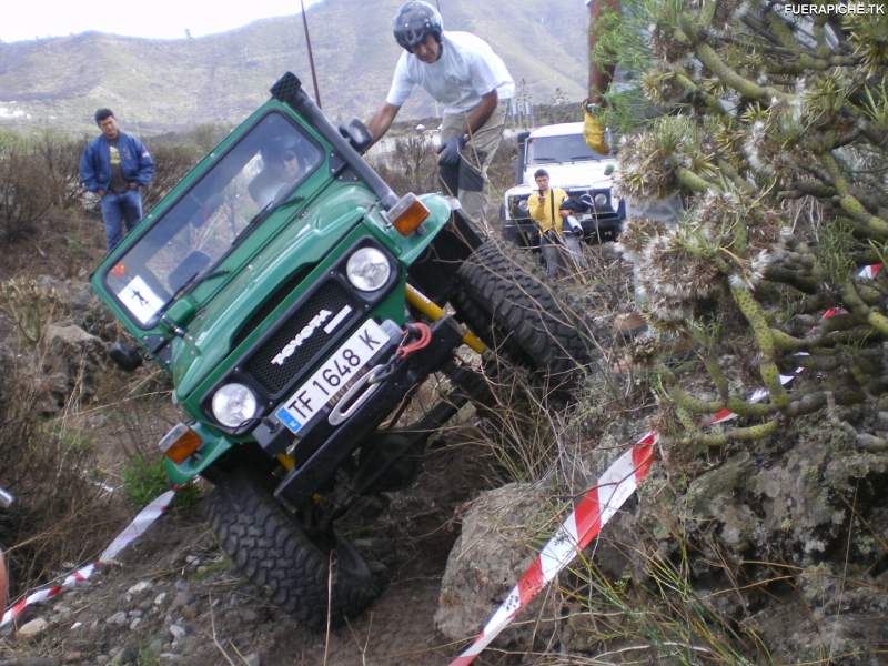 Toyota Land Cruiser BJ40 trial 4x4