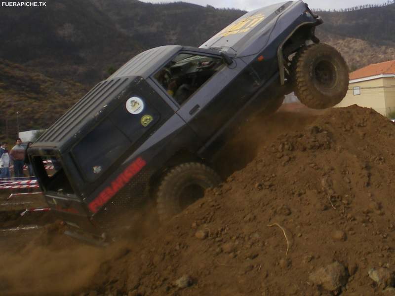 Nissan Patrol trial 4x4