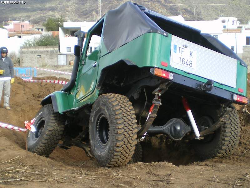 Toyota Land Cruiser BJ40 trial 4x4