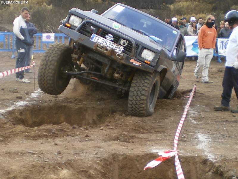 Nissan Patrol trial 4x4