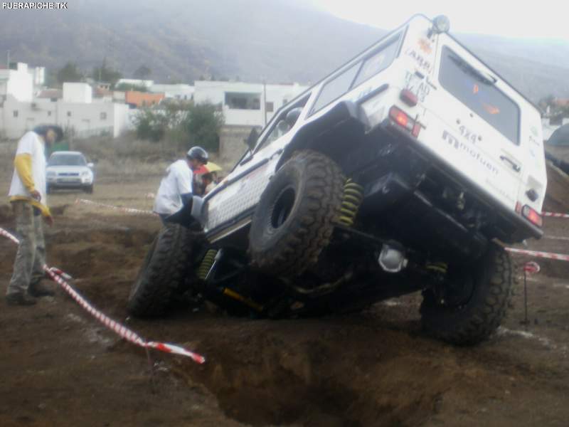 Mercedes G v8 trial 4x4