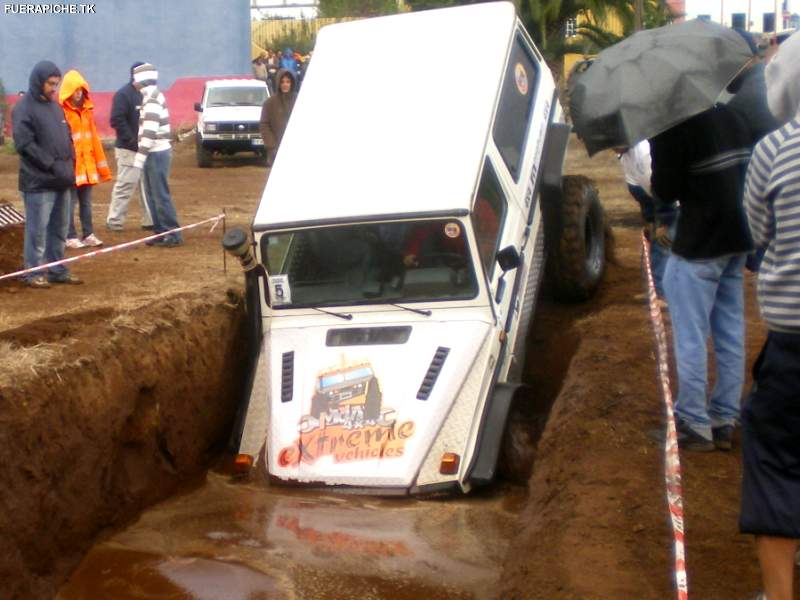 Mercedes G v8 trial 4x4