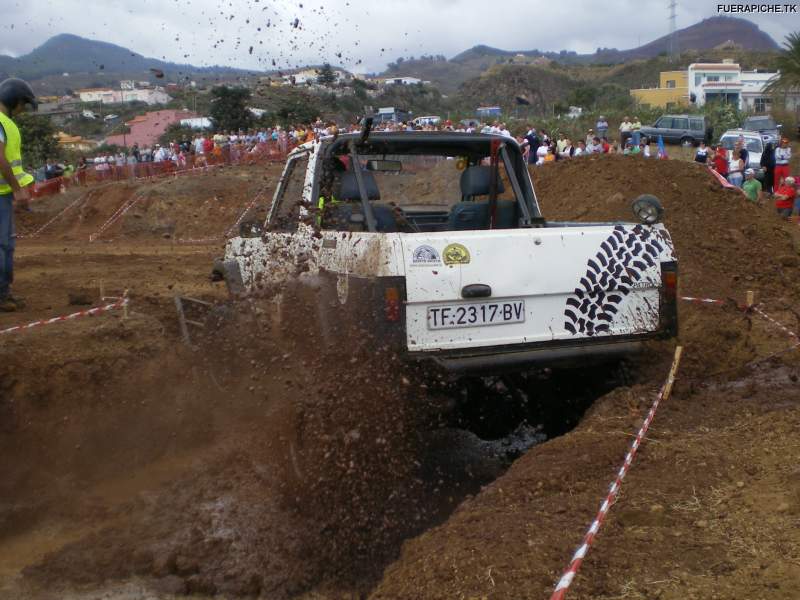 Nissan Patrol trial 4x4