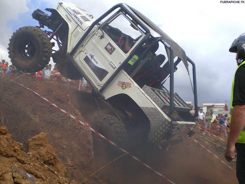 Toyota Land Cruiser BJ40 trial 4x4