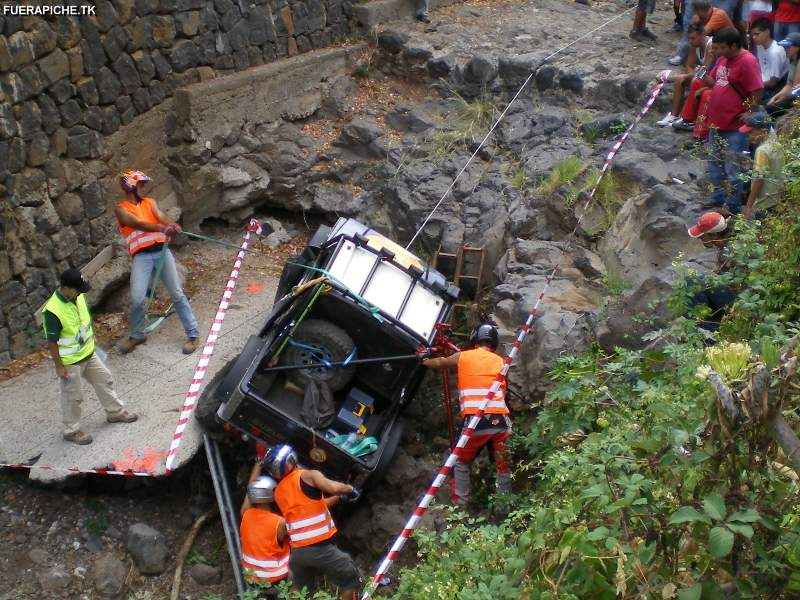 Suzuki Samurai trial 4x4