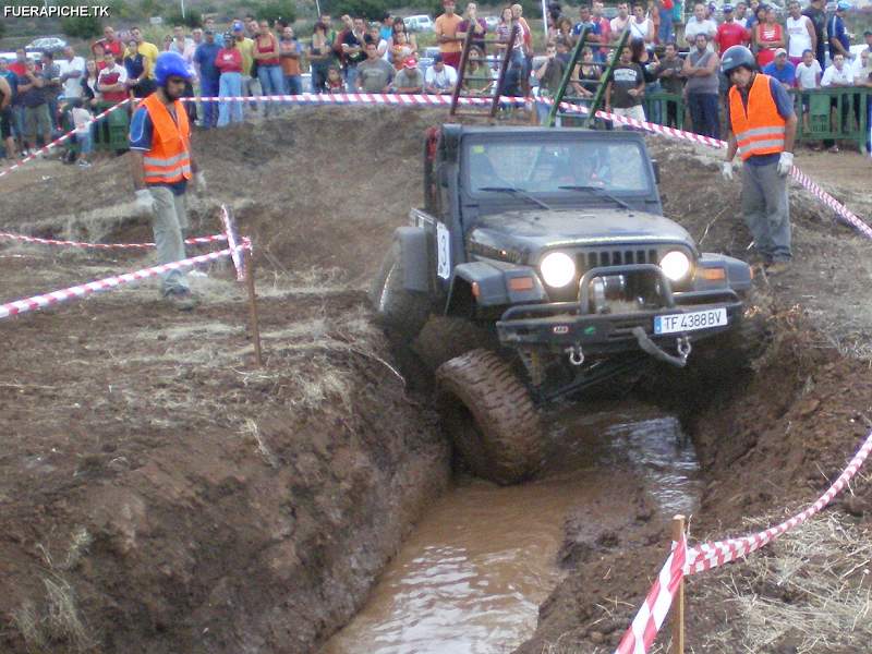 Jeep Wrangler trial 4x4