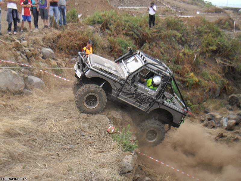 Jeep Suzuki Samurai trial 4x4