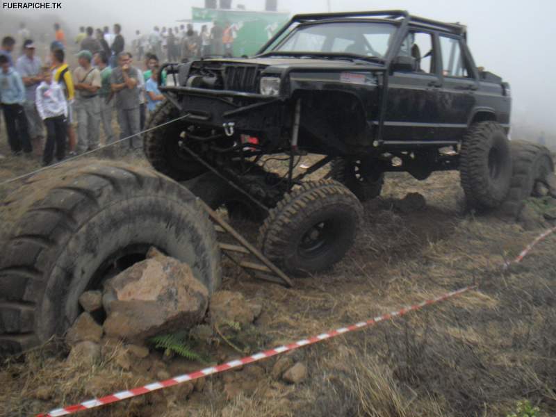 Jeep Cherokee trial 4x4