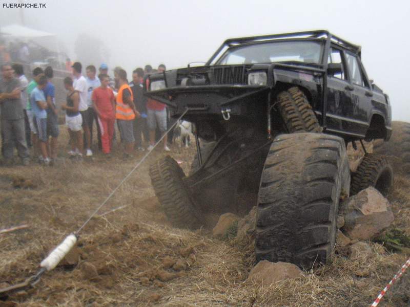 Jeep Cherokee trial 4x4