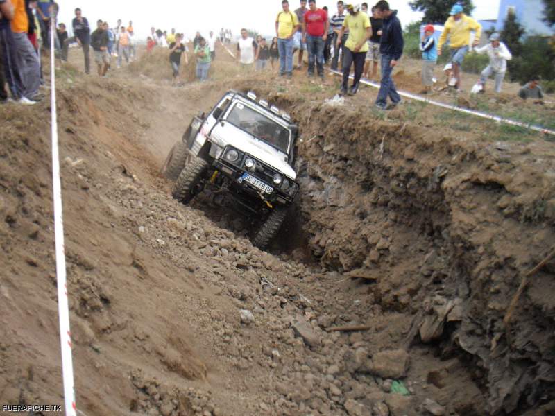 Jeep Suzuki Samurai trial 4x4