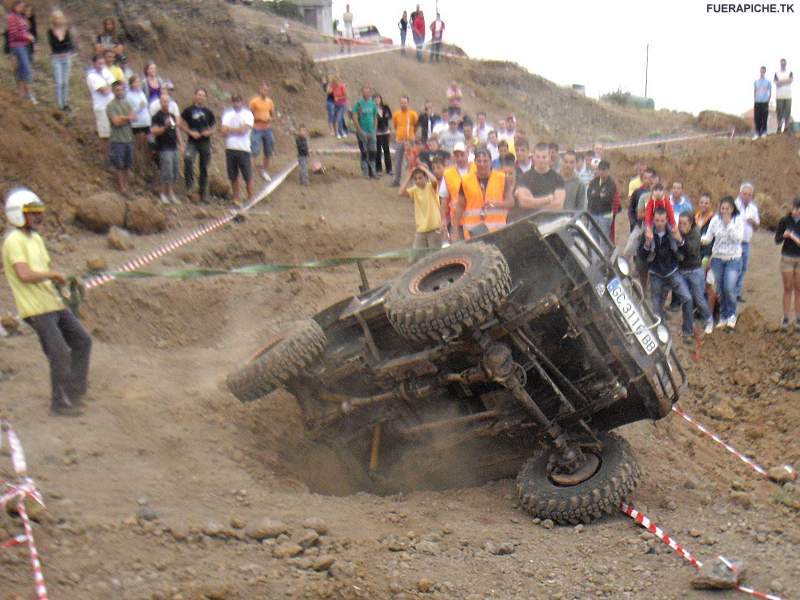 Jeep Suzuki Samurai trial 4x4