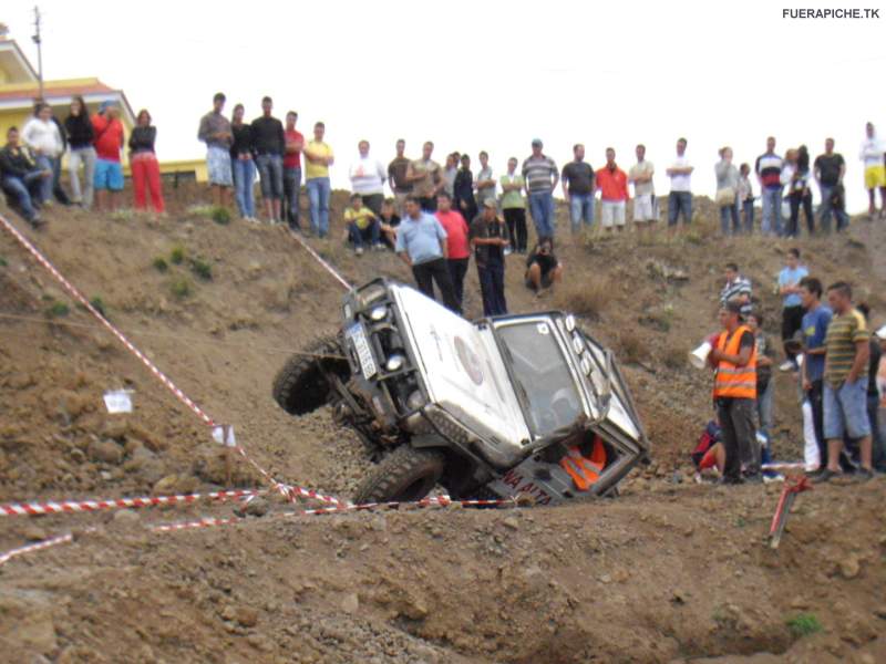 Jeep Suzuki Samurai trial 4x4