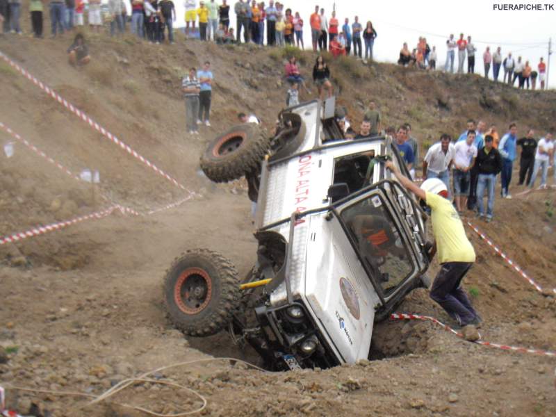 Jeep Suzuki Samurai trial 4x4