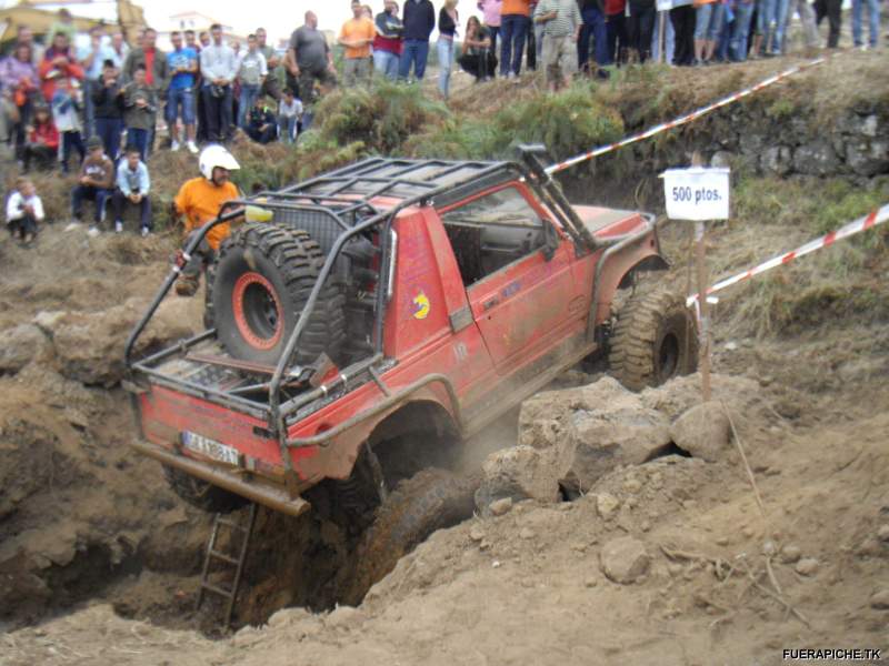 Jeep Suzuki Samurai trial 4x4