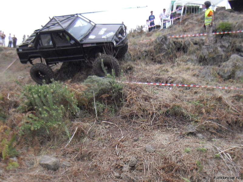 Jeep Cherokee trial 4x4