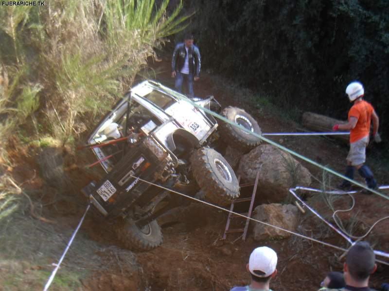 Suzuki Samurai trial 4x4