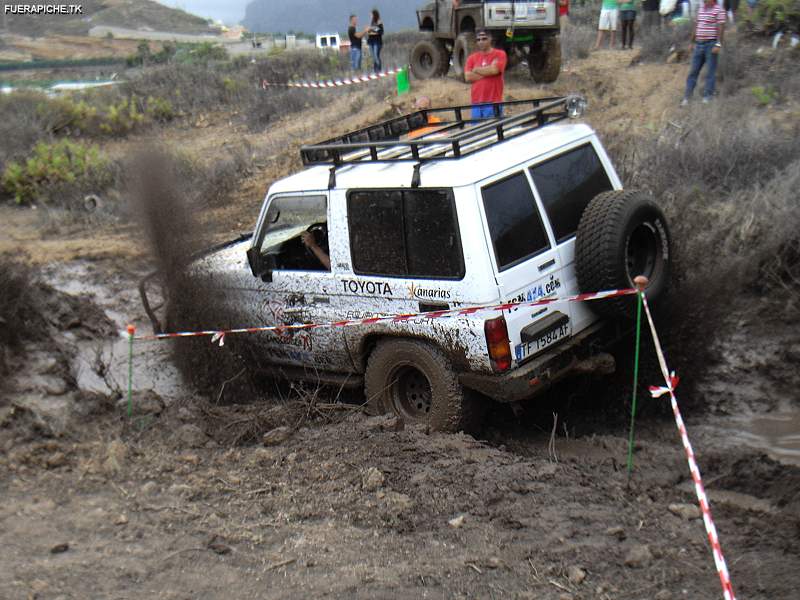 Toyota Land Cruiser trial 4x4