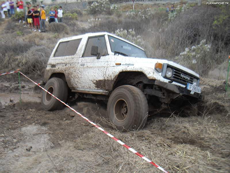 Toyota Land Cruiser trial 4x4