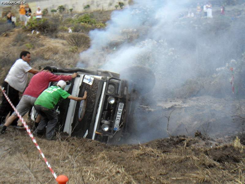 Suzuki Samurai trial 4x4