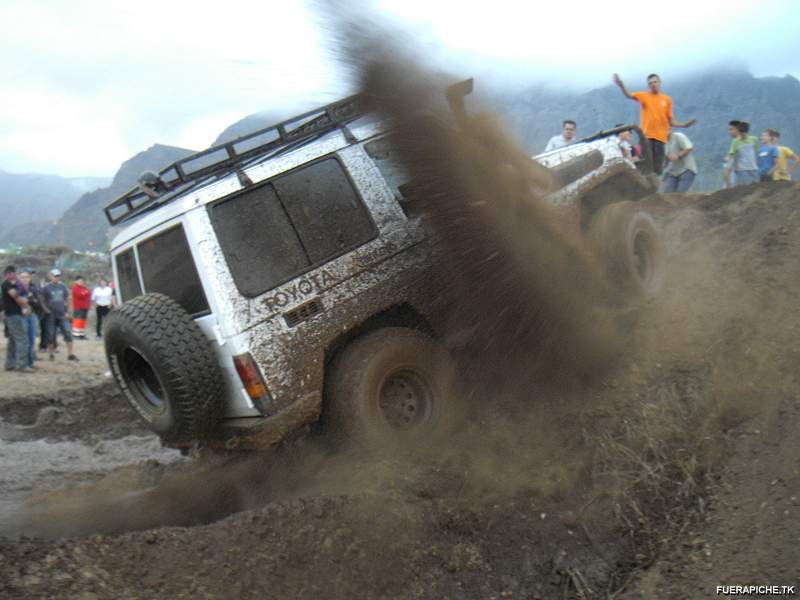 Toyota Land Cruiser trial 4x4