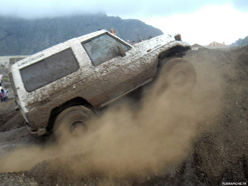 Toyota Land Cruiser trial 4x4