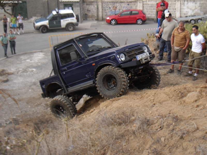 Suzuki Samurai trial 4x4