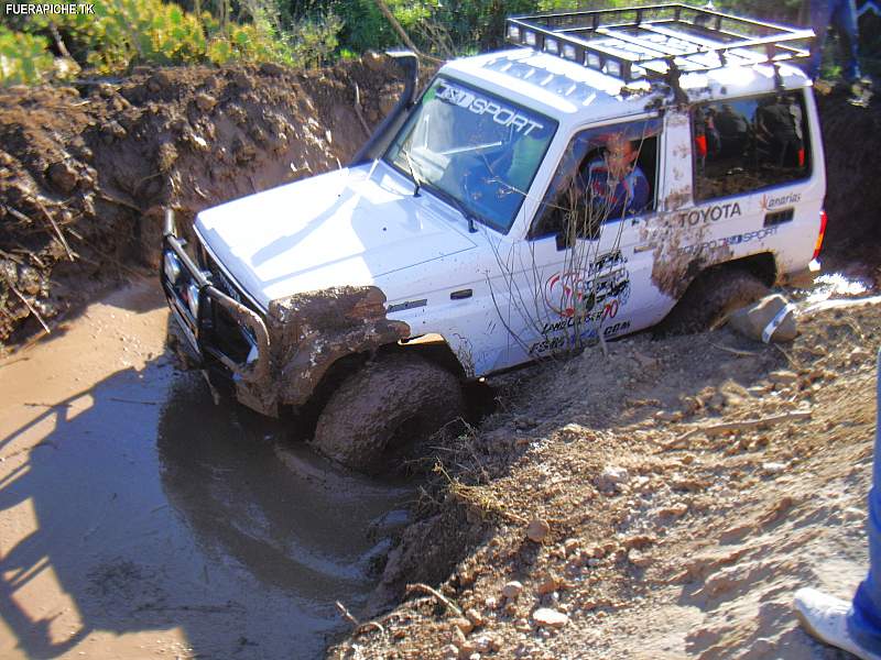 Toyota Land Cruiser trial 4x4