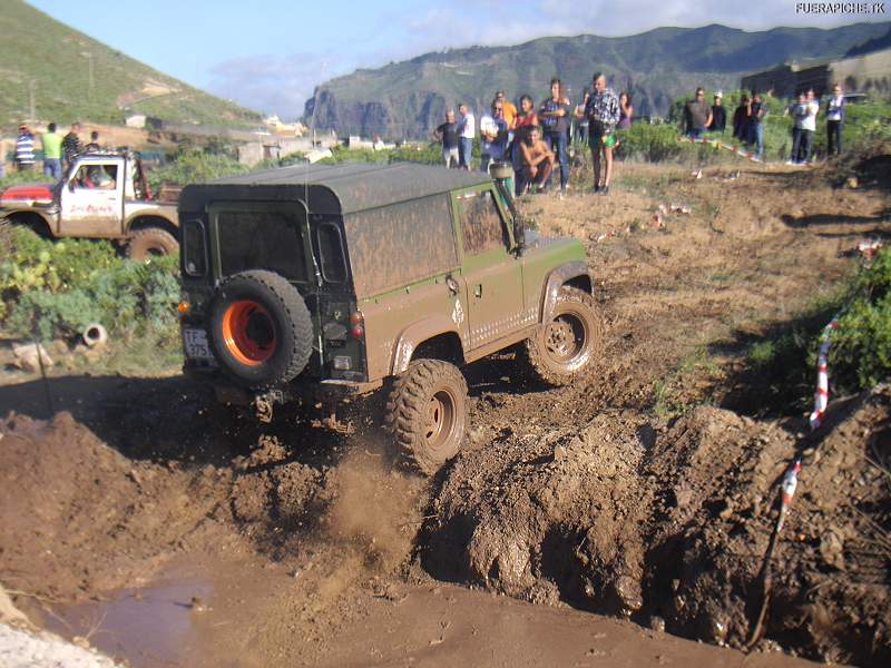 Land Rover Santana trial 4x4