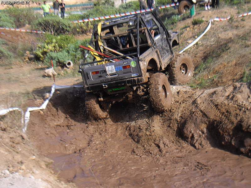 Suzuki Samurai trial 4x4