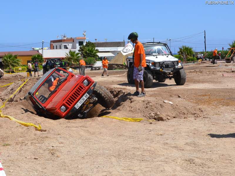 Suzuki Samurai trial 4x4