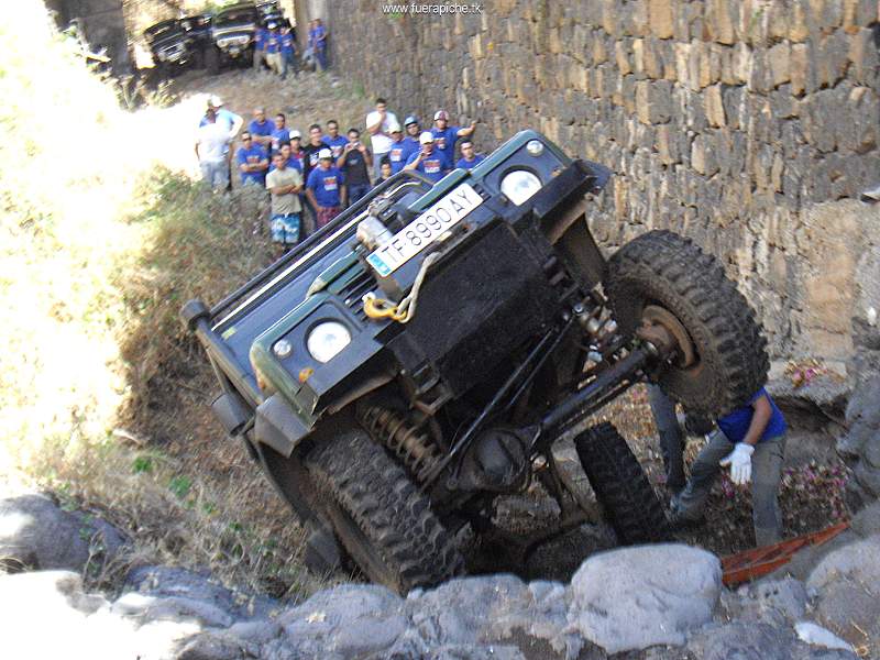 Land Rover trial 4x4