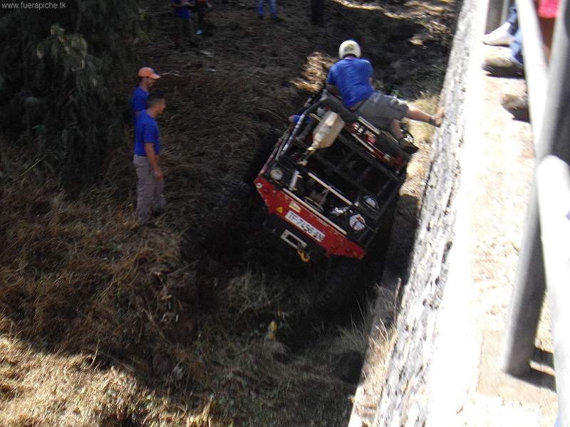 Land Rover trial 4x4