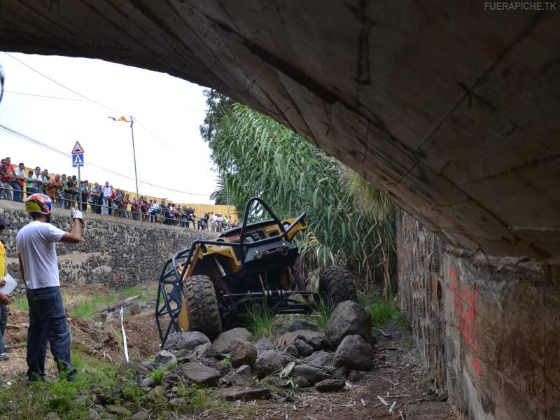 Land Rover trial 4x4