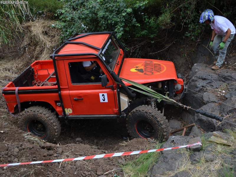 Land Rover trial 4x4