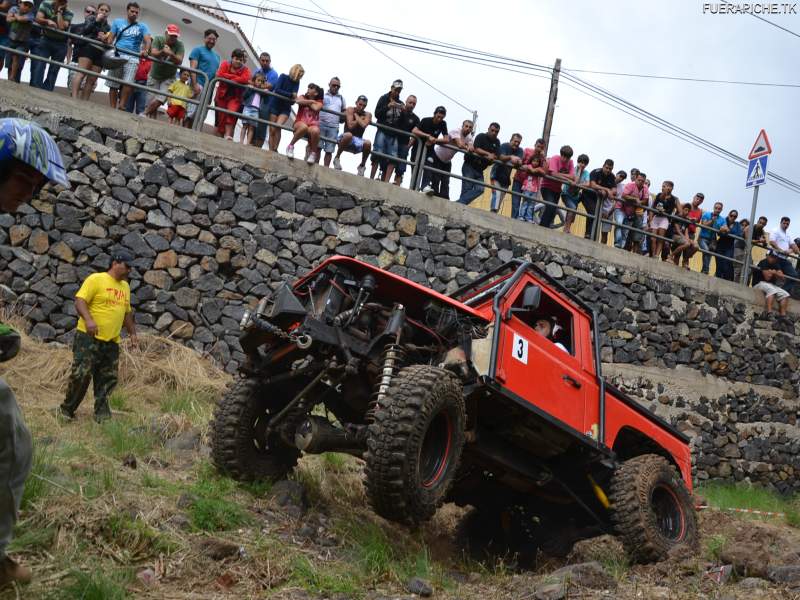 Land Rover trial 4x4