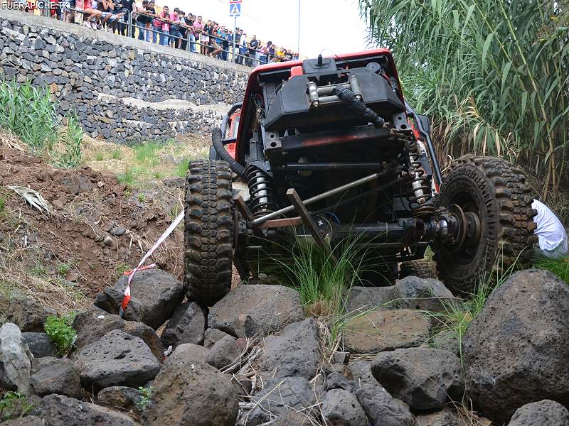 Land Rover trial 4x4