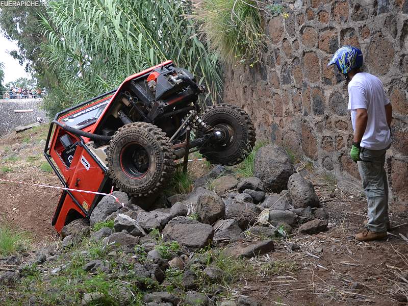 Land Rover trial 4x4