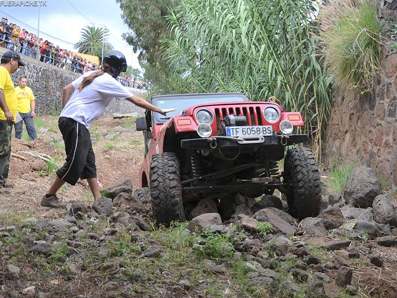 Jeep Wrangler trial 4x4