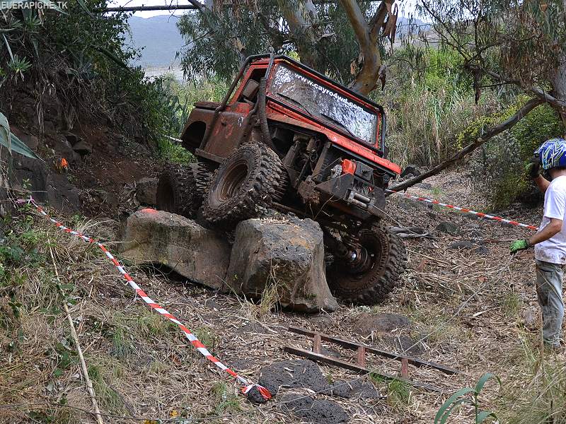 Land Rover trial 4x4