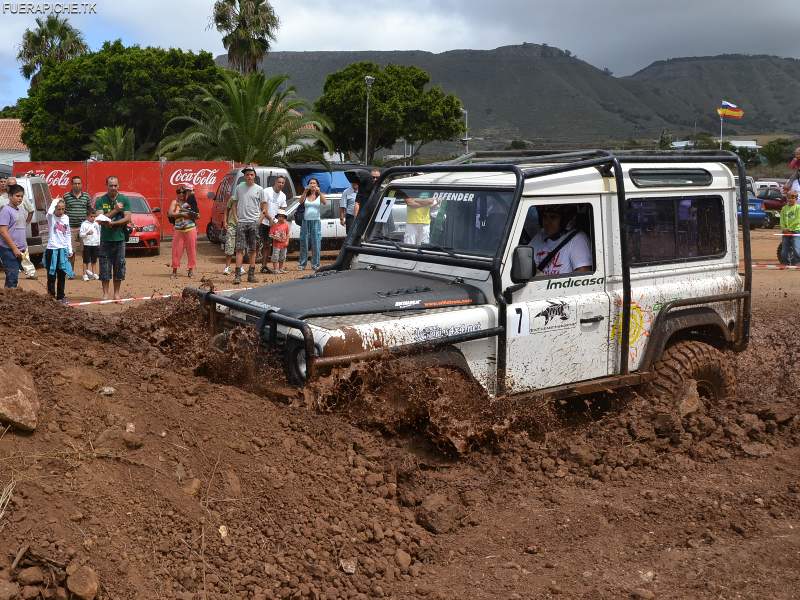 Land Rover trial 4x4